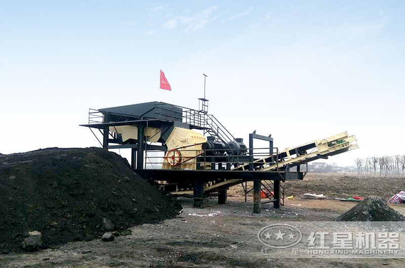 大块煤矸石破碎生产现场